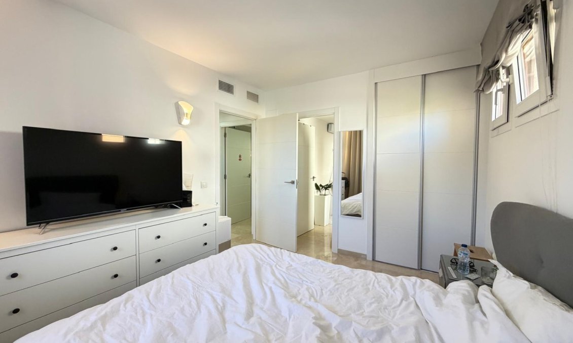 Segunda mano - Apartamento -
Torrevieja - Punta Prima