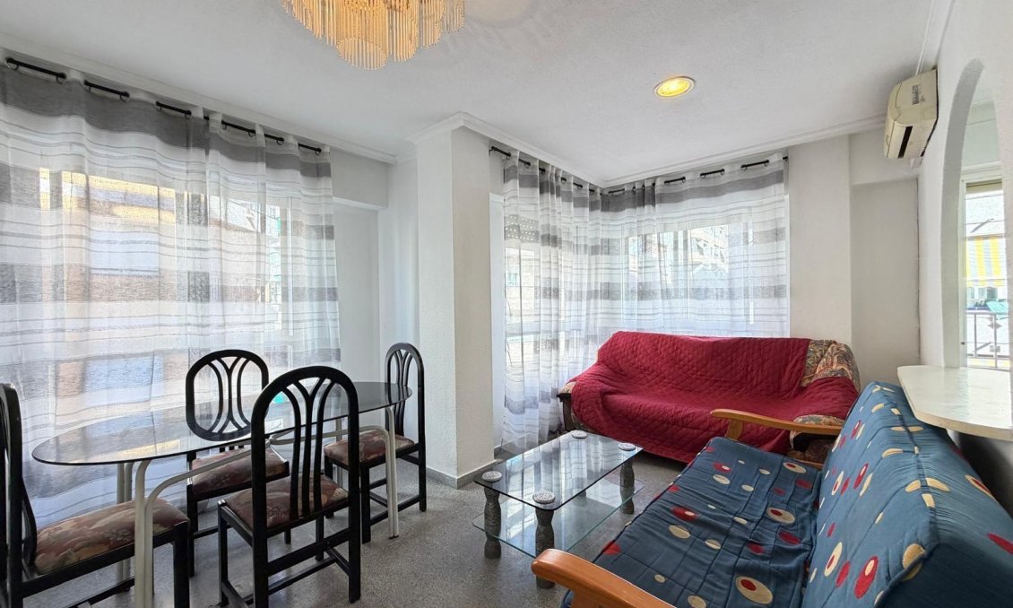 Segunda mano - Apartamento -
Torrevieja - Playa del Cura