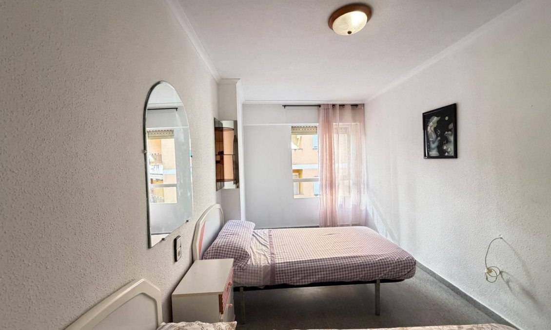 Segunda mano - Apartamento -
Torrevieja - Playa del Cura