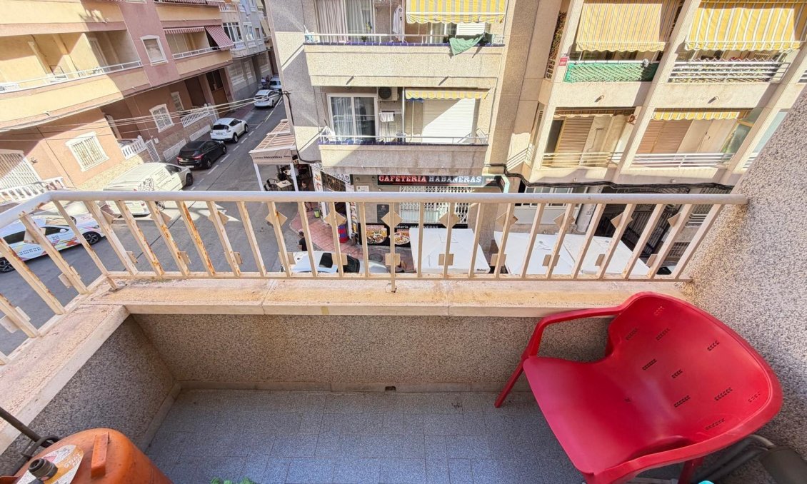 Segunda mano - Apartamento -
Torrevieja - Playa del Cura