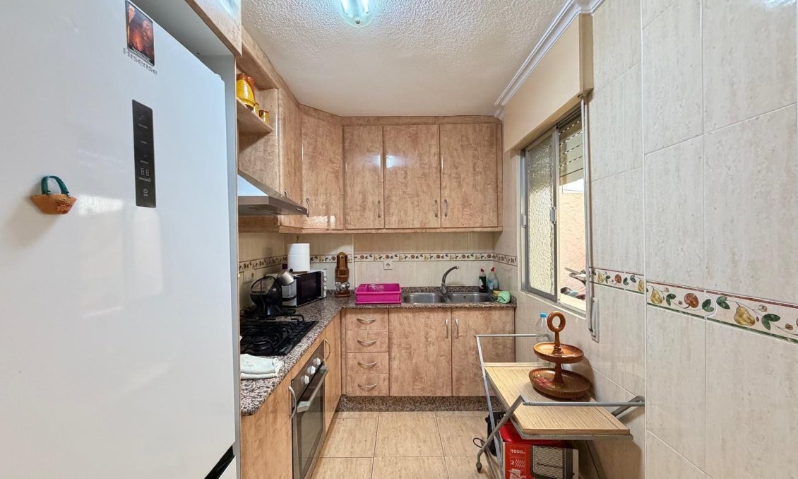 Revânzare - Apartament -
Torrevieja - Las Piscinas Naturales