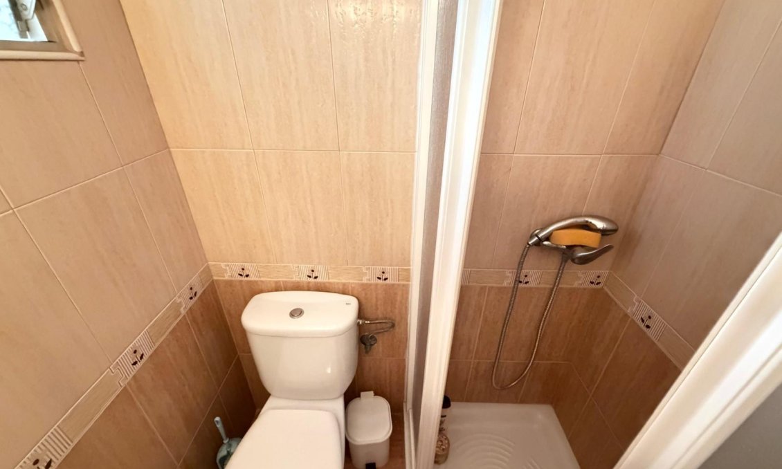 Revânzare - Apartament -
Torrevieja - Las Piscinas Naturales