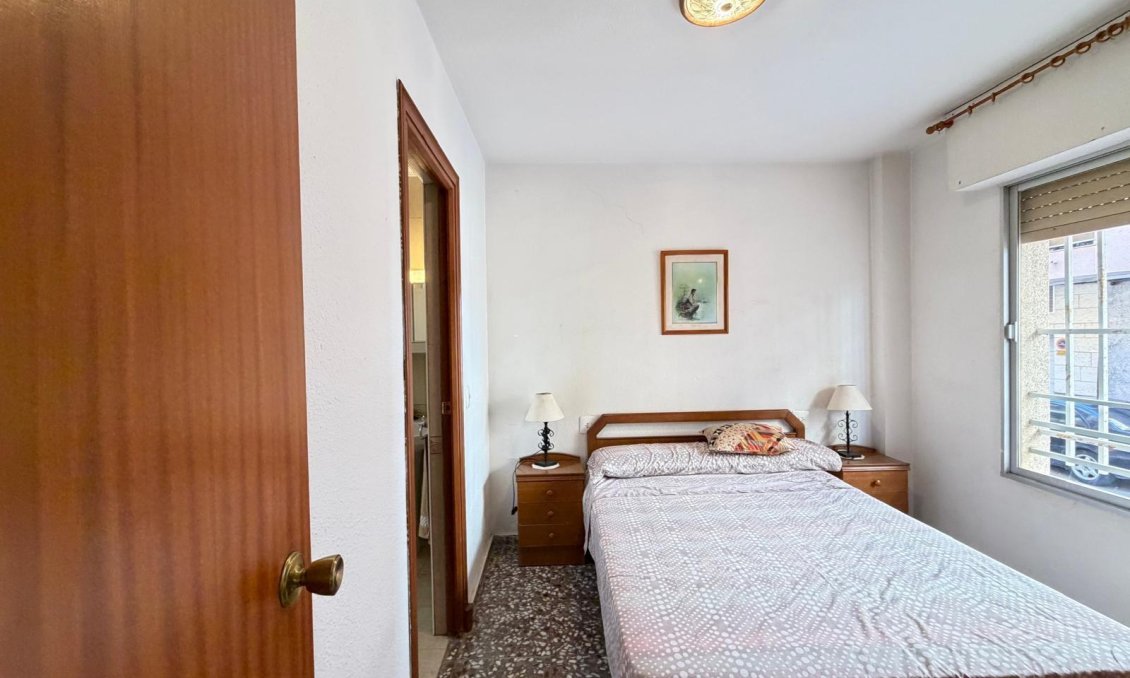 Revânzare - Apartament -
Torrevieja - Las Piscinas Naturales