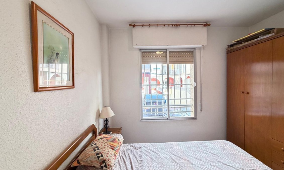 Revânzare - Apartament -
Torrevieja - Las Piscinas Naturales