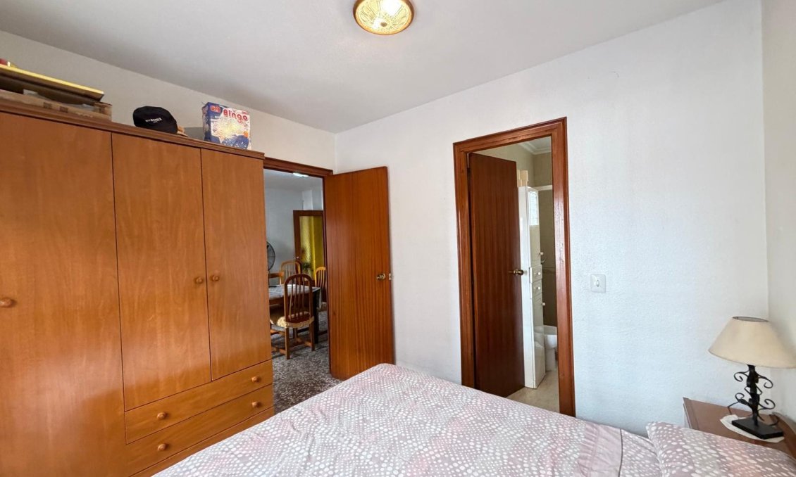Revânzare - Apartament -
Torrevieja - Las Piscinas Naturales