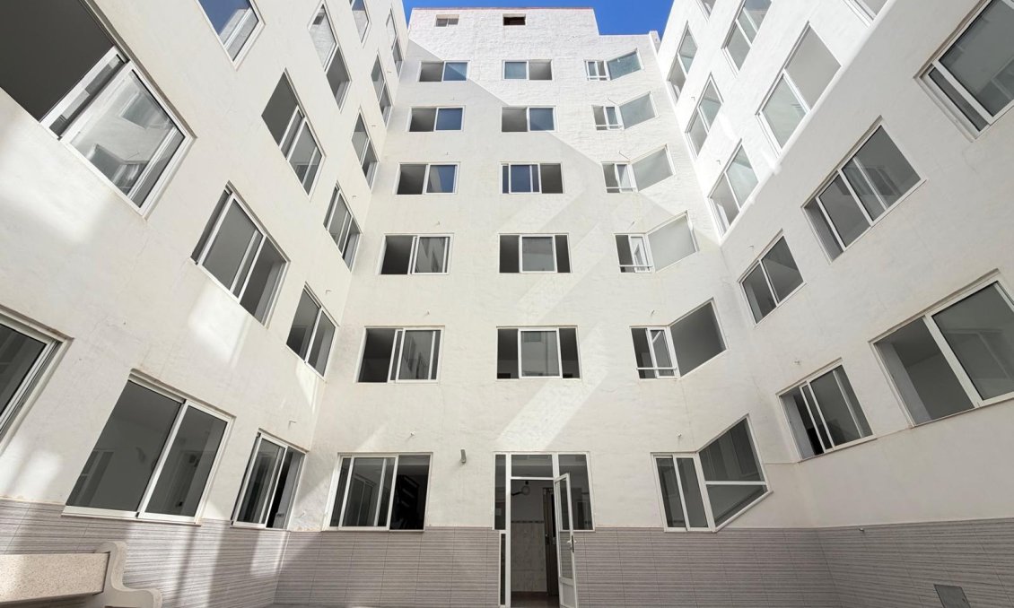 Revânzare - Apartament -
Torrevieja - Las Piscinas Naturales