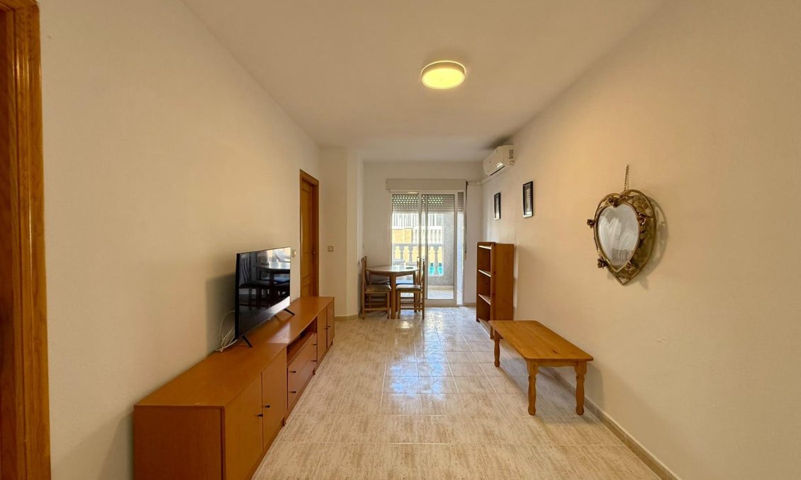 Segunda mano - Apartamento -
Torrevieja - Playa de los Locos