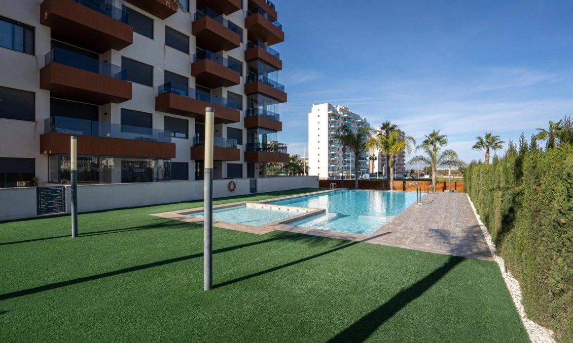 Segunda mano - Apartamento -
Guardamar del Segura - Puerto Deportivo