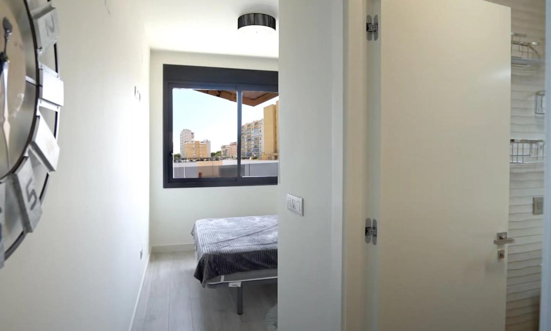 Segunda mano - Apartamento -
Guardamar del Segura - Puerto Deportivo