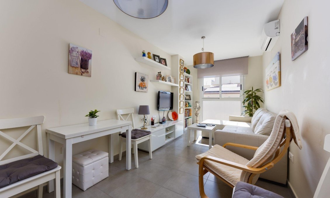 Segunda mano - Apartamento -
Torrevieja - PARQUE DE LAS NACIONES