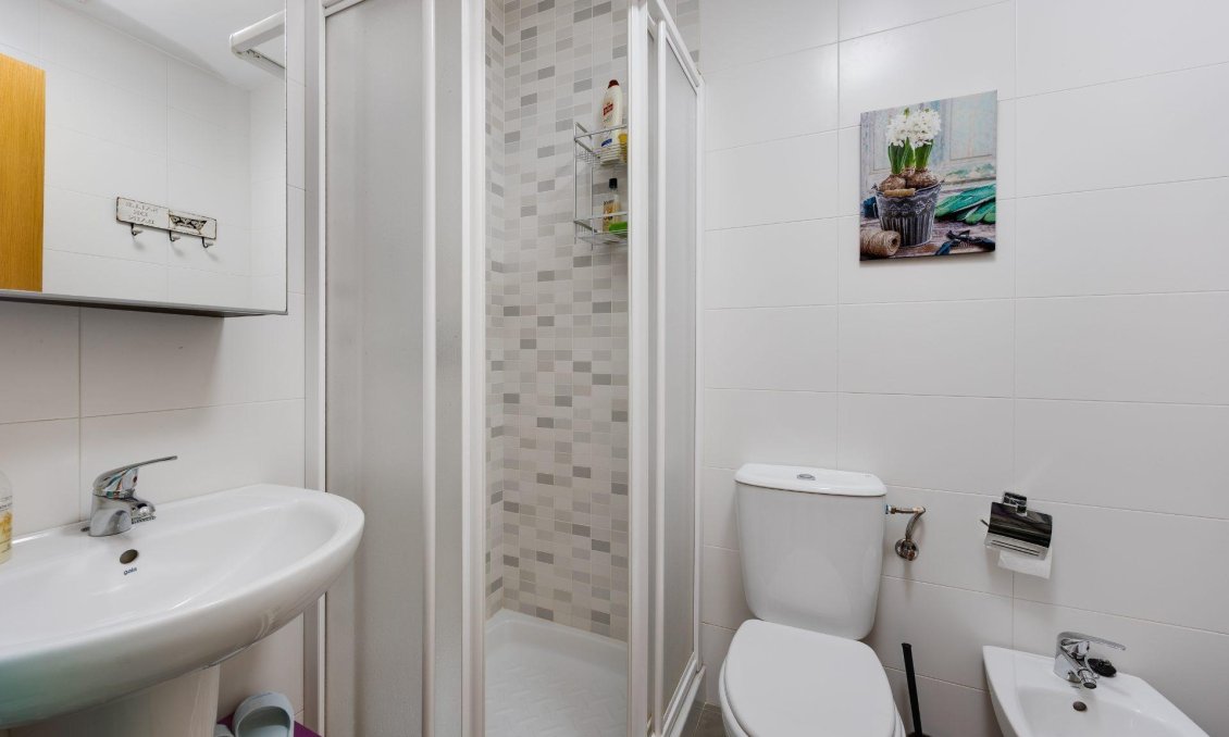 Segunda mano - Apartamento -
Torrevieja - PARQUE DE LAS NACIONES
