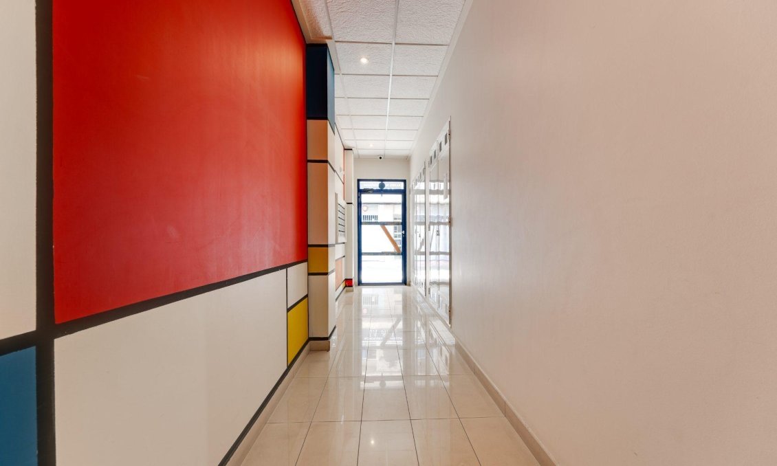 Segunda mano - Apartamento -
Torrevieja - PARQUE DE LAS NACIONES