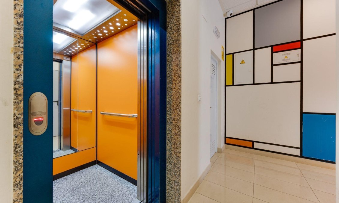 Segunda mano - Apartamento -
Torrevieja - PARQUE DE LAS NACIONES