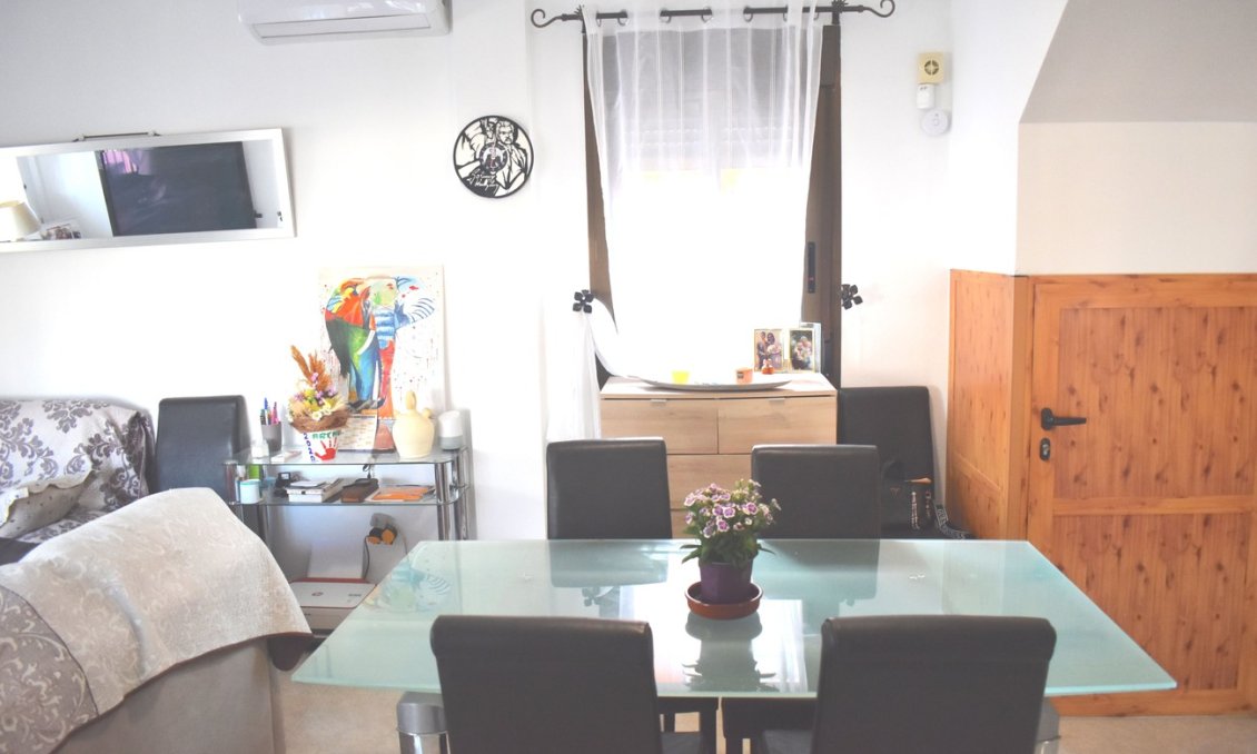 Resale - Villa -
Guardamar del Segura - Costa Blanca
