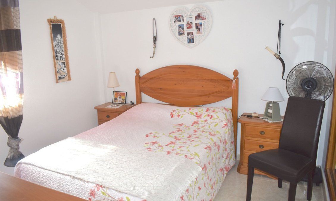 Resale - Villa -
Guardamar del Segura - Costa Blanca