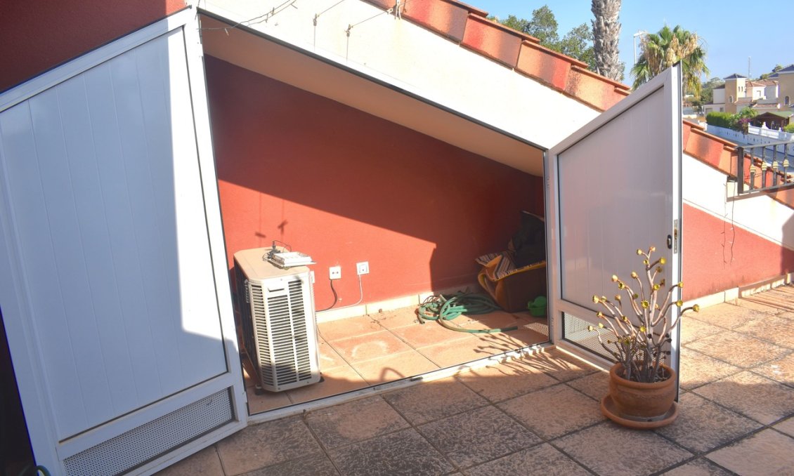 Resale - Villa -
Guardamar del Segura - Costa Blanca