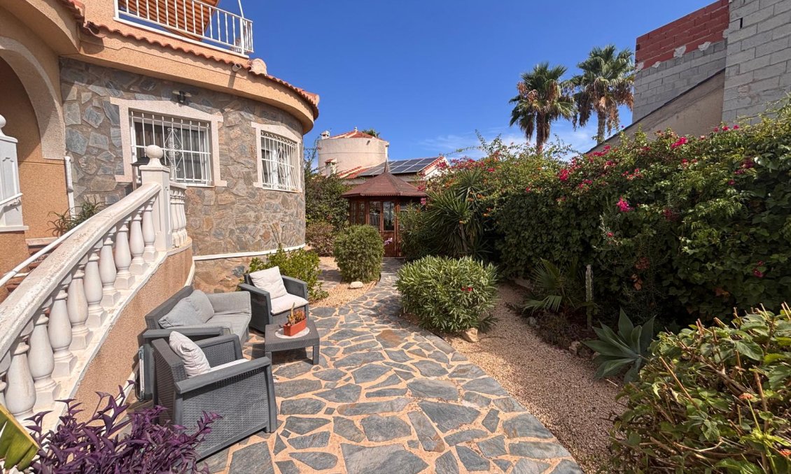 Revânzare - Vilă -
Ciudad Quesada - Costa Blanca