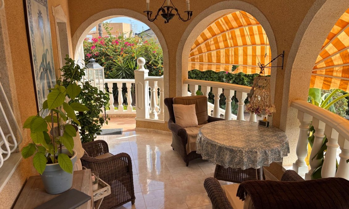 Revânzare - Vilă -
Ciudad Quesada - Costa Blanca