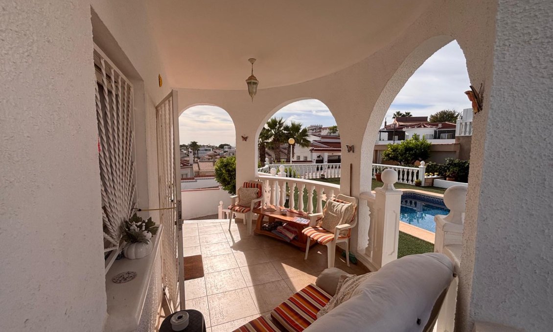 Használt Ingatlanok - Villa -
Ciudad Quesada - Costa Blanca