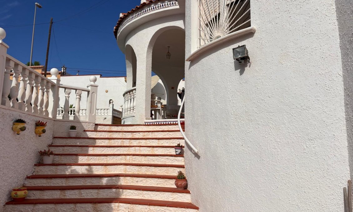 Használt Ingatlanok - Villa -
Ciudad Quesada - Costa Blanca