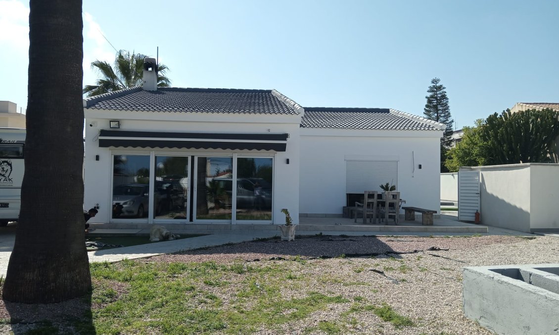 Segunda mano - Villa -
Cabo Roig - Costa Blanca