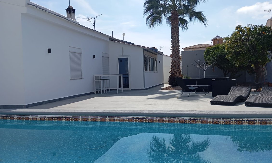 Segunda mano - Villa -
Cabo Roig - Costa Blanca