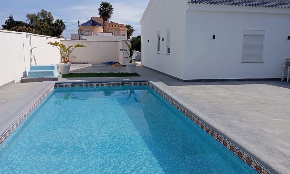 Segunda mano - Villa -
Cabo Roig - Costa Blanca