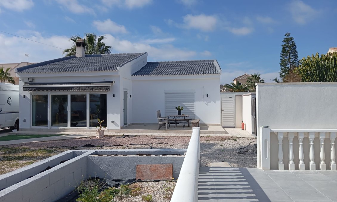 Segunda mano - Villa -
Cabo Roig - Costa Blanca