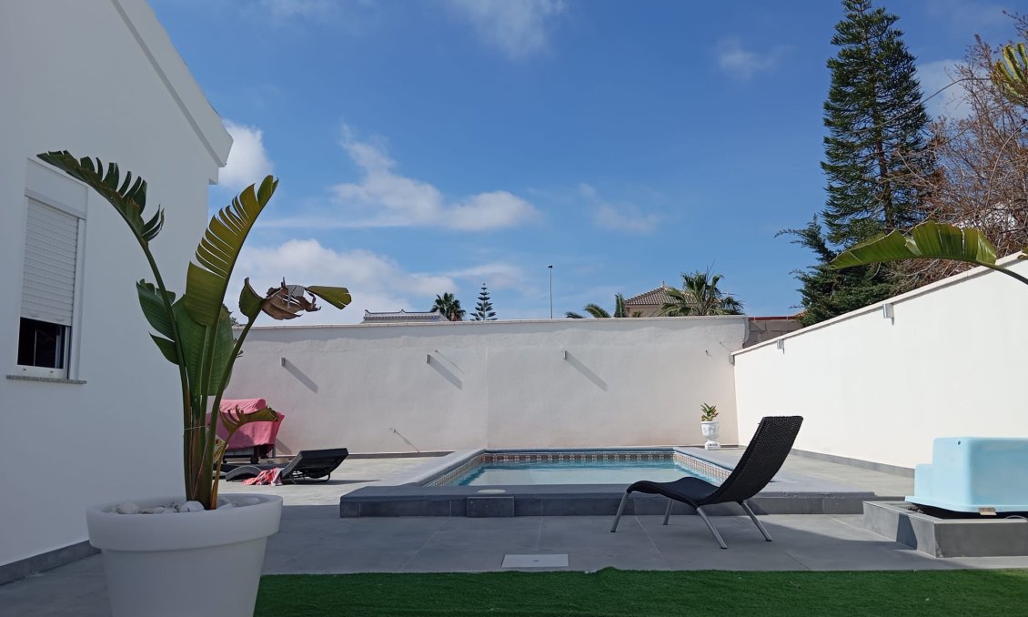 Segunda mano - Villa -
Cabo Roig - Costa Blanca