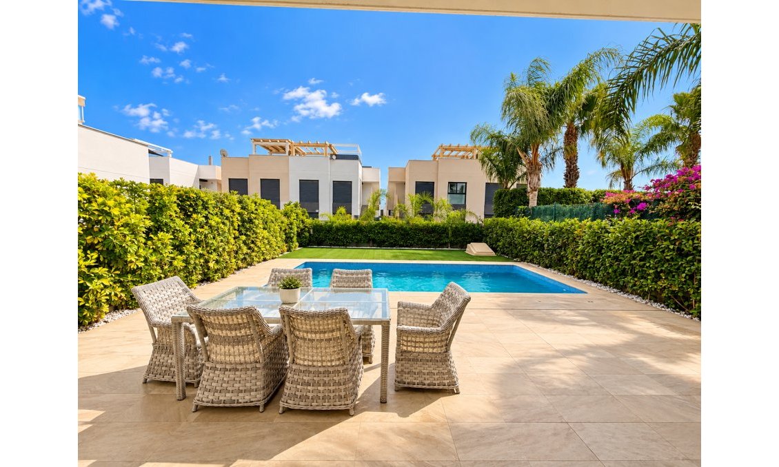 Használt Ingatlanok - Villa -
Ciudad Quesada - Costa Blanca