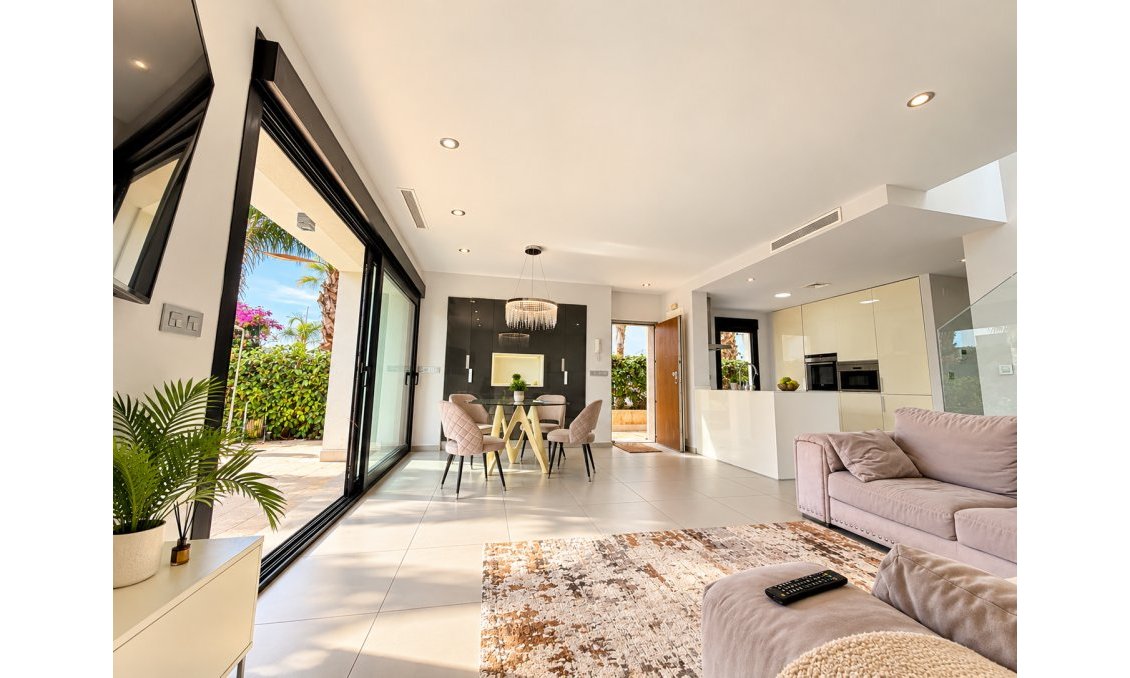 Használt Ingatlanok - Villa -
Ciudad Quesada - Costa Blanca