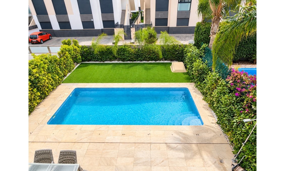 Használt Ingatlanok - Villa -
Ciudad Quesada - Costa Blanca