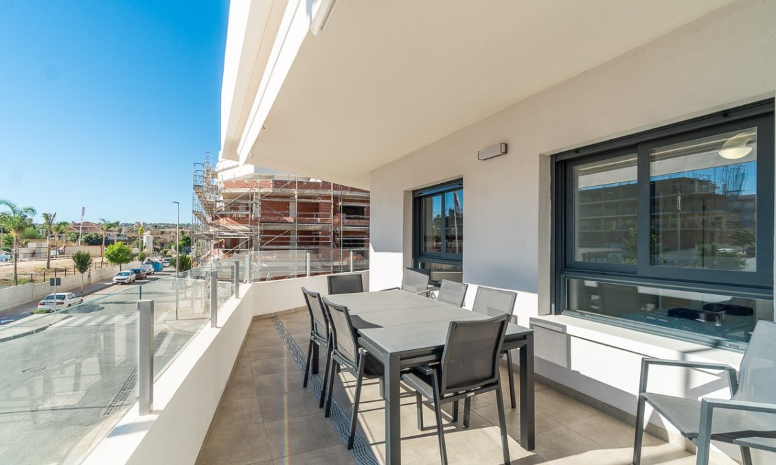 Segunda mano - Apartamento -
San Miguel de Salinas - Inland