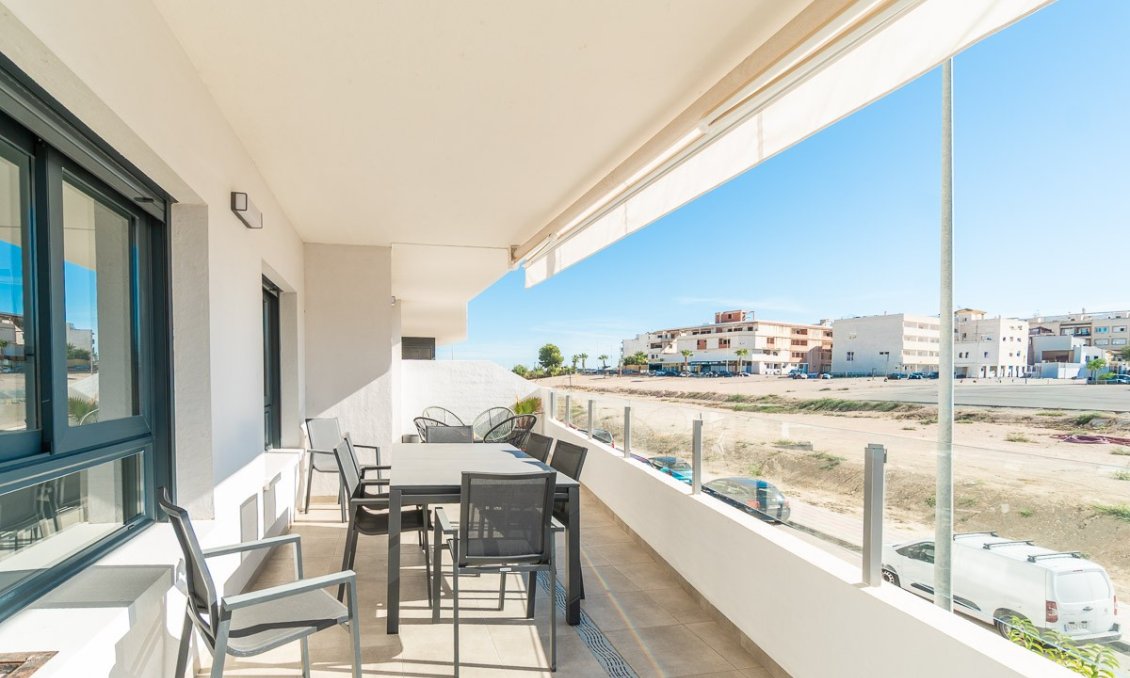 Segunda mano - Apartamento -
San Miguel de Salinas - Inland