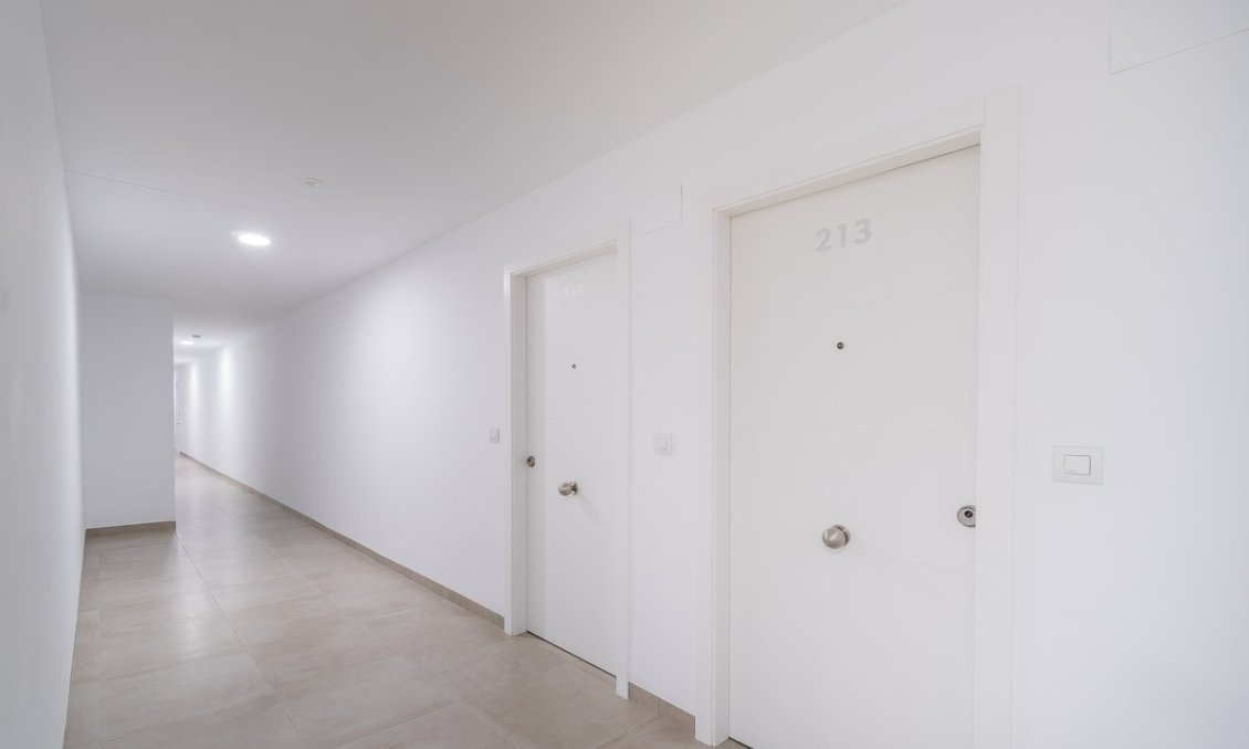 Segunda mano - Apartamento -
San Miguel de Salinas - Inland