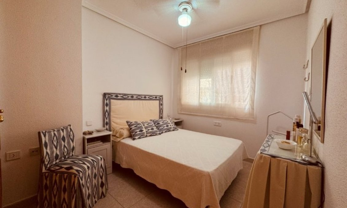 Wiederverkauf - Wohnung -
La Mata - Costa Blanca