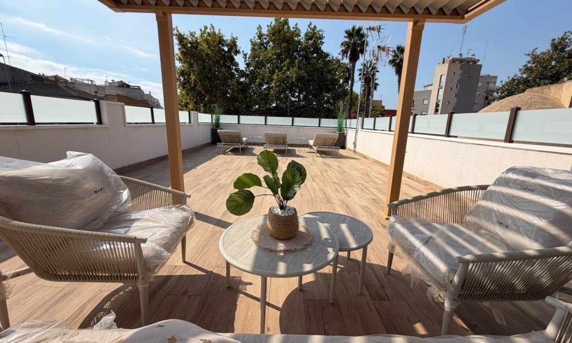Segunda mano - Adosado -
Torrevieja - Nueva Torrevieja