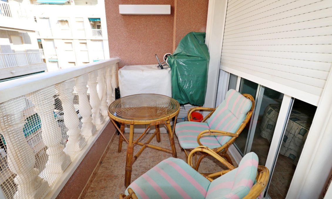 Segunda mano - Apartamento -
Torrevieja - Acequion