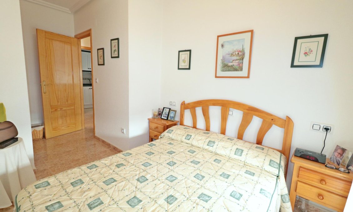 Segunda mano - Apartamento -
Torrevieja - Acequion