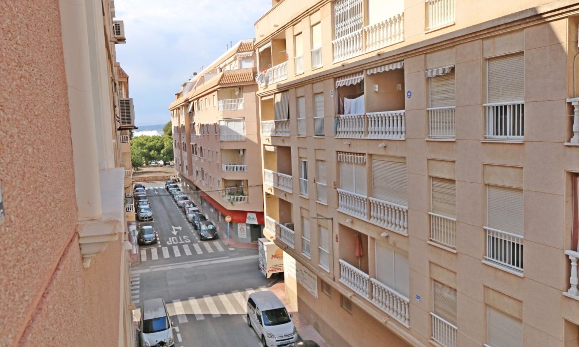Segunda mano - Apartamento -
Torrevieja - Acequion