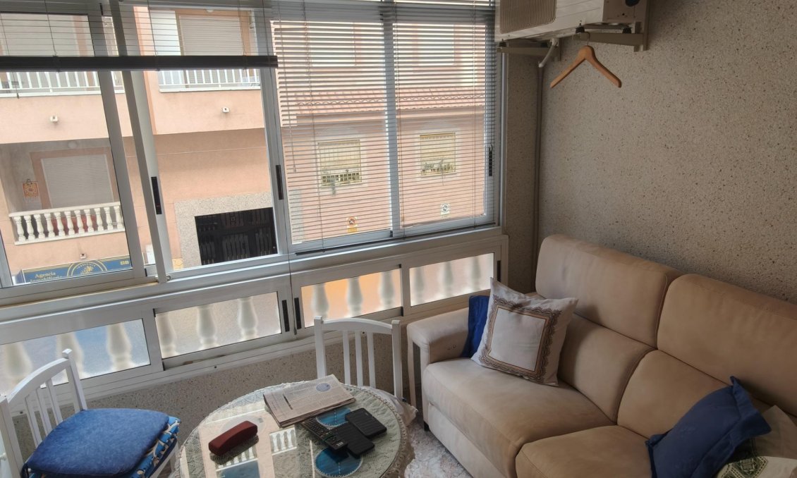 Wiederverkauf - Wohnung -
Torrevieja - Playa del Cura