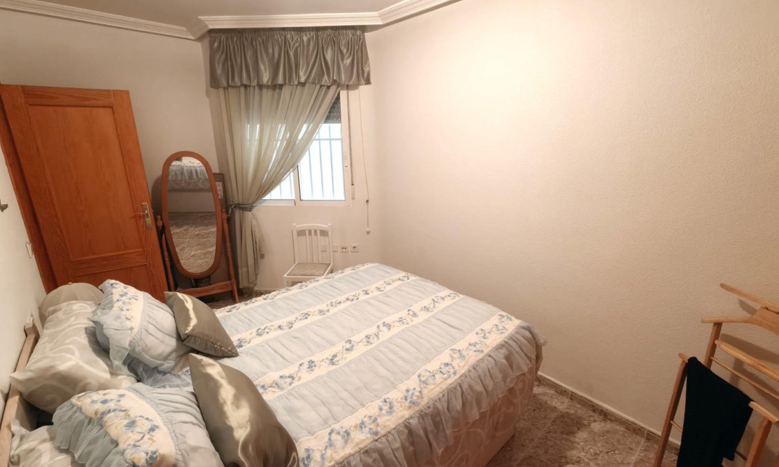 Wiederverkauf - Wohnung -
Torrevieja - Playa del Cura