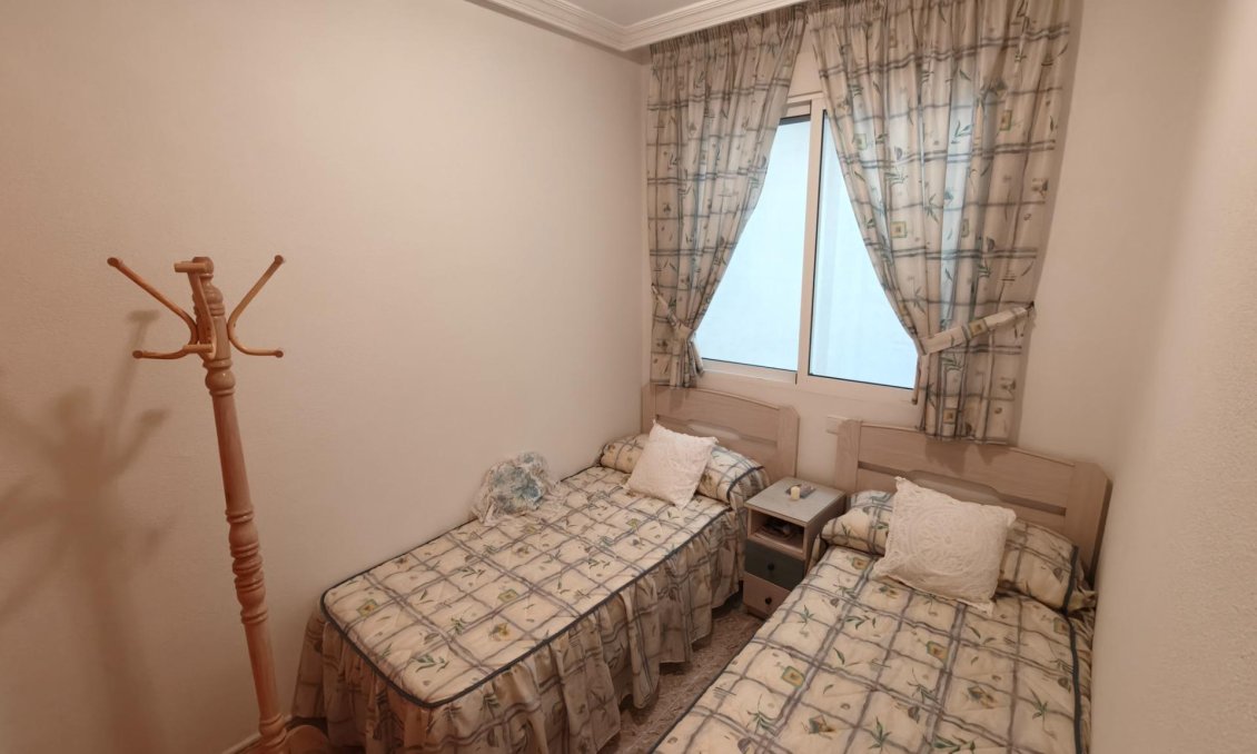 Wiederverkauf - Wohnung -
Torrevieja - Playa del Cura