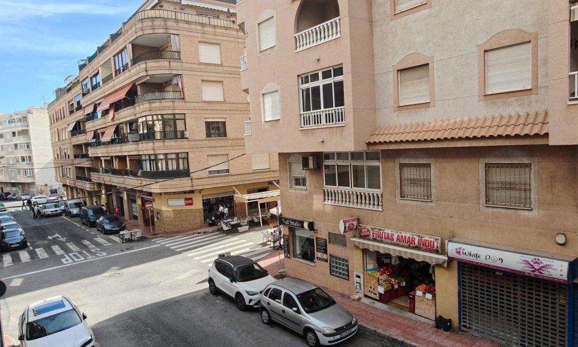 Wiederverkauf - Wohnung -
Torrevieja - Playa del Cura