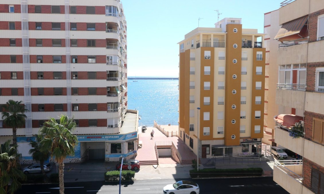 Segunda mano - Apartamento -
Torrevieja - Acequion