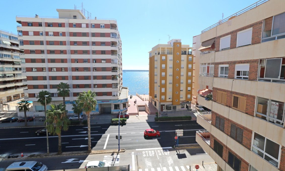Segunda mano - Apartamento -
Torrevieja - Acequion