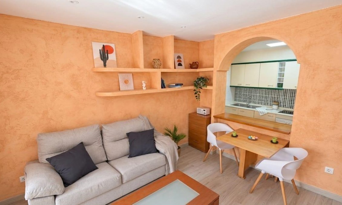 Revânzare - Apartament -
Torrevieja - Playa de los Locos
