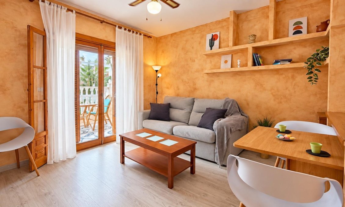 Revânzare - Apartament -
Torrevieja - Playa de los Locos