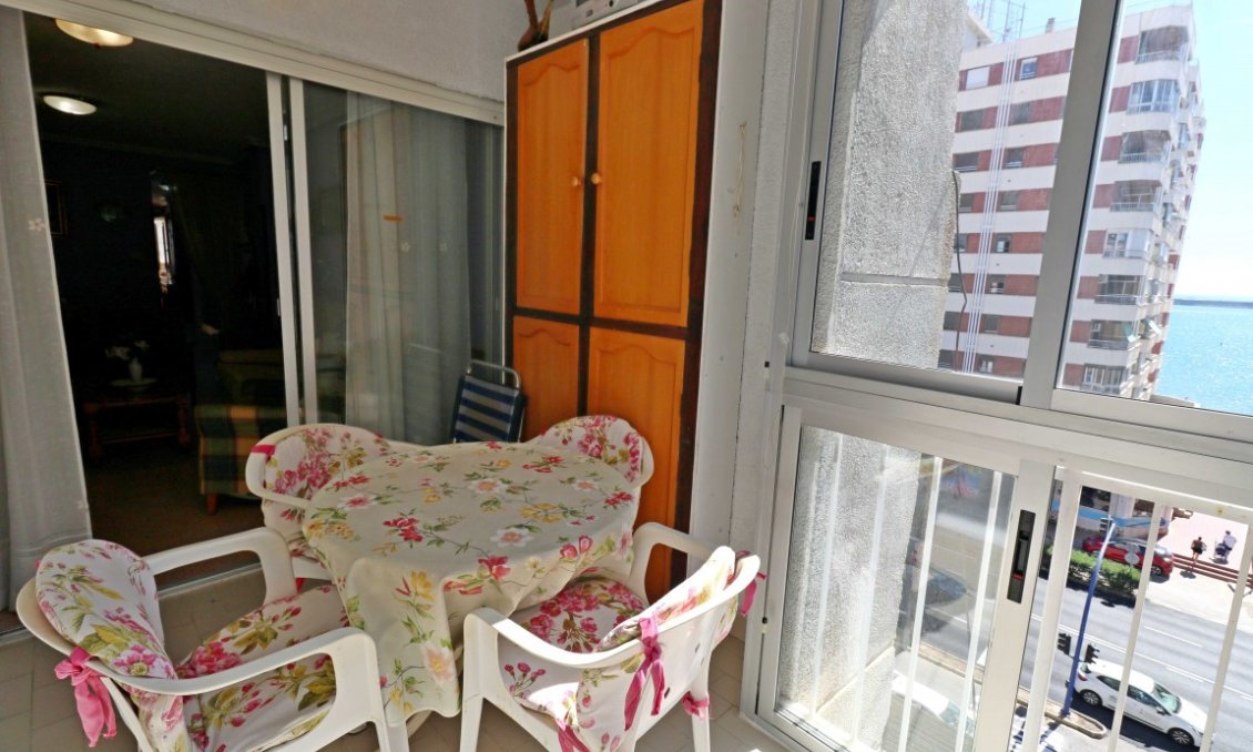 Segunda mano - Apartamento -
Playa Del Acequion - Costa Blanca