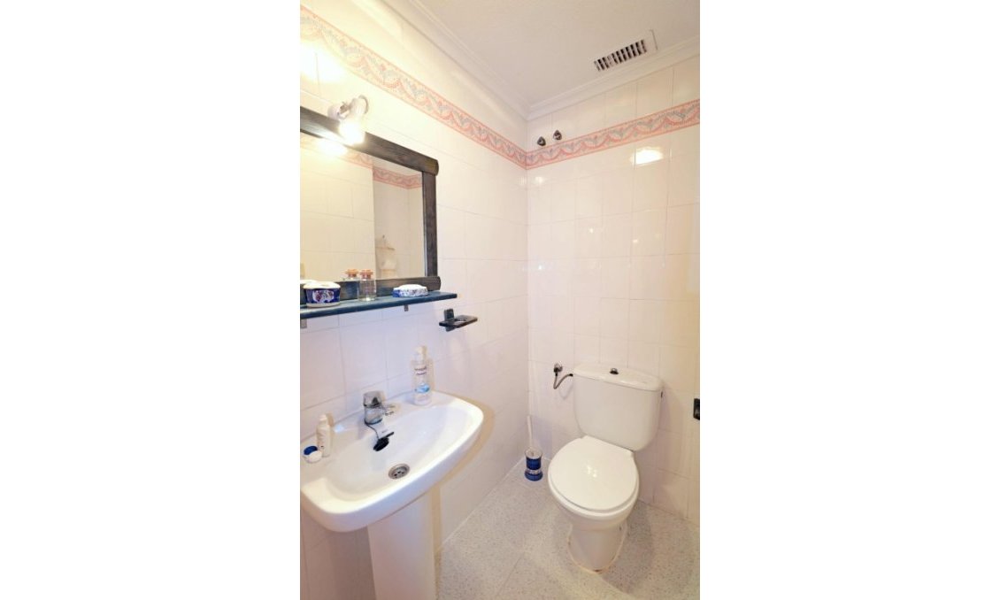 Segunda mano - Apartamento -
Playa Del Acequion - Costa Blanca
